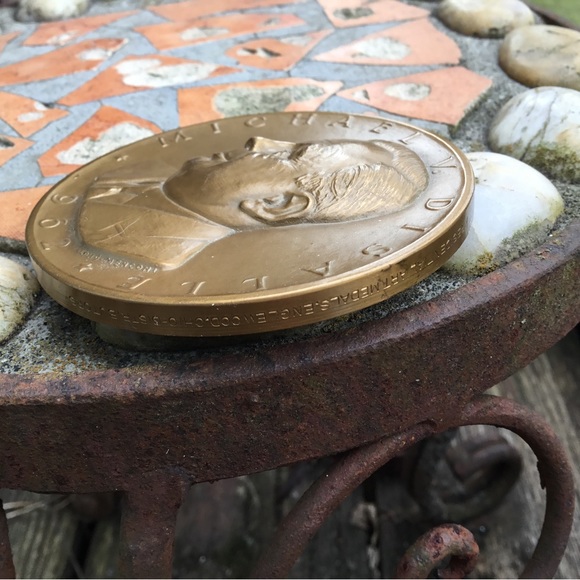 Michael Disalle 1962 Presidential Art Medal….bronze - Picture 7 of 7